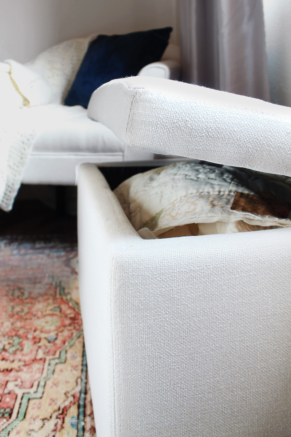 Storage ottoman