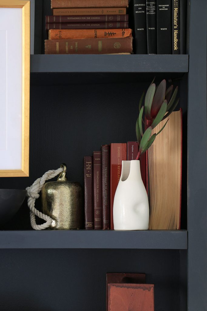 bookshelf