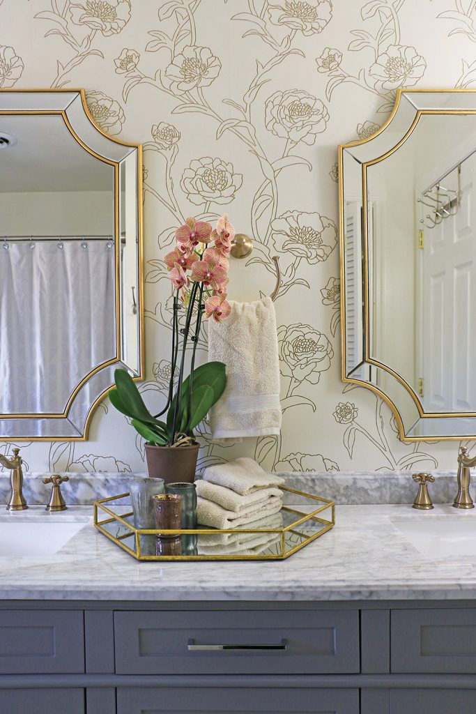 Bathroom vanity