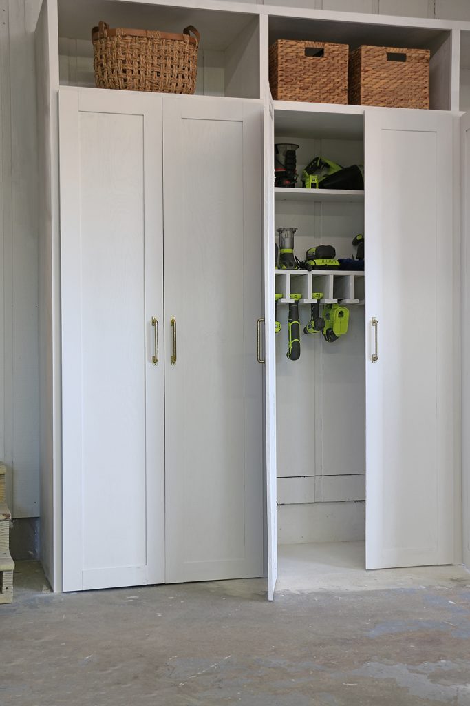 custom garage cabinets