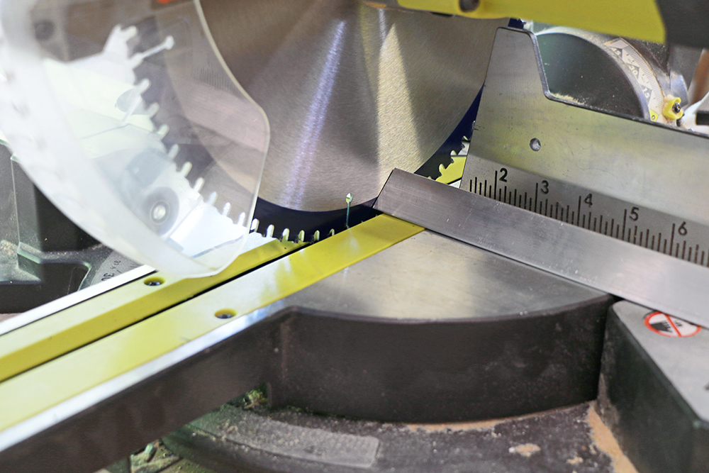 Cutting Aluminum Angle Bar